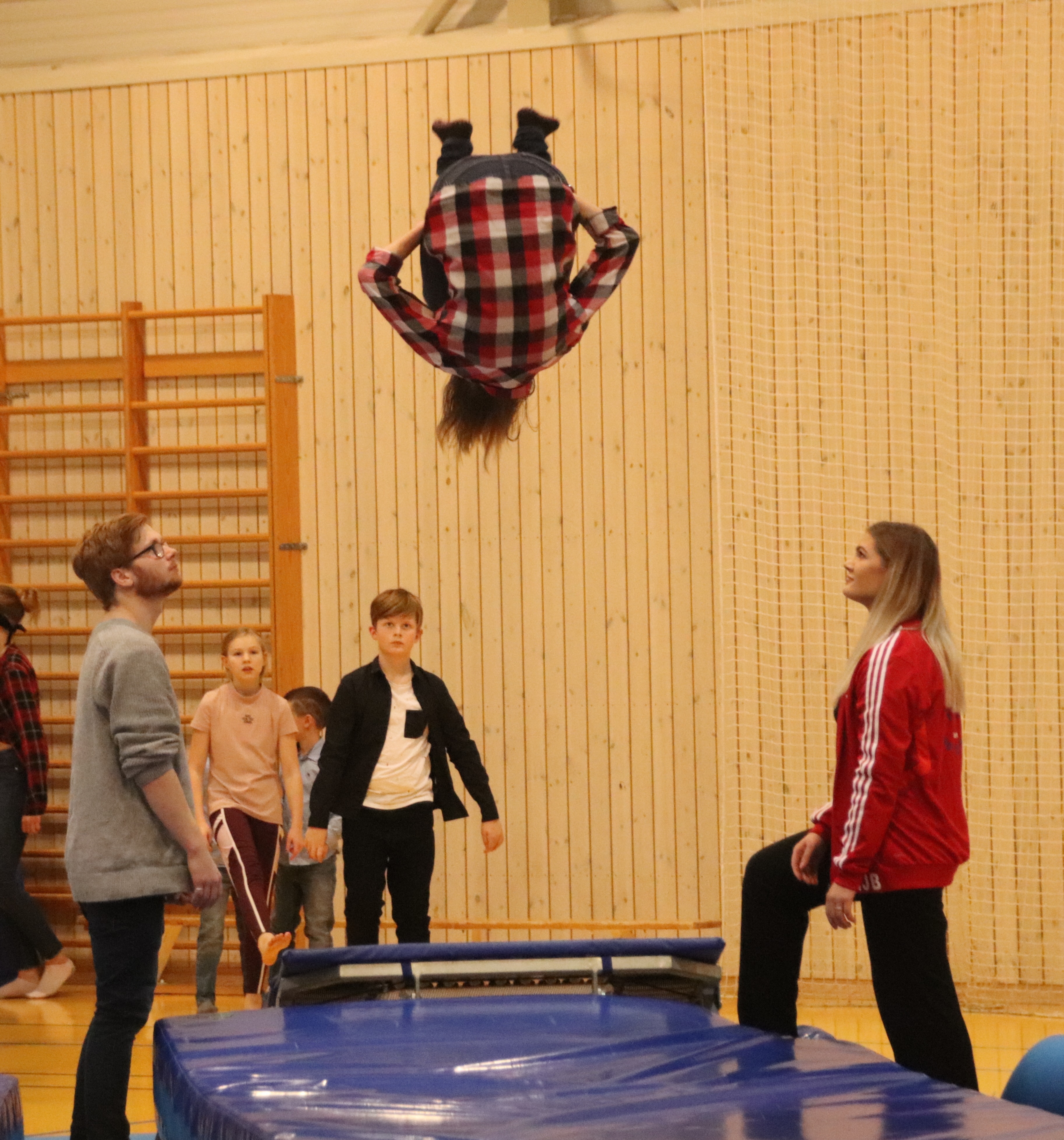 Turngruppa søker nye trenere!